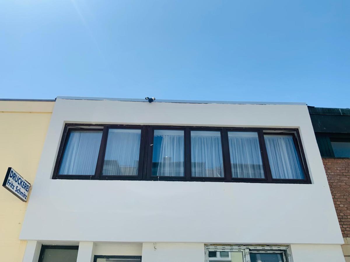 Sehr Schoenes Haus Mit Terasse Naehe Duesseldorf Lejlighed Krefeld Eksteriør billede